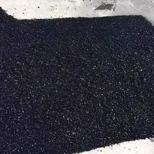 Matériau d'asphalte Cold Patch de haute qualité pour des résultats professionnels dans les applications résidentielles et commerciales - Product Image 1