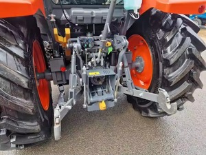 รถแทรกเตอร์ดีเซล4WD หนักพร้อมที่รองรับรถตักดินและเพลา PTO เหมาะสำหรับงานเกษตรกรรมและงานสาธารณูปโภคที่หลากหลาย - Product Image 5