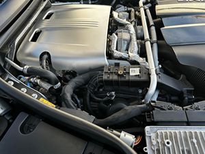 Mercedes-AMG GT C Roadster 2018 d'occasion en excellent état, 6 100 miles, V8 biturbo, pack AMG Dynamic Plus, provenance climat chaud - Product Image 6