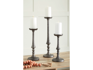 Portavelas de metal pulido para un estilo sofisticado de la habitación Portavelas de metal minimalista moderno para interiores atemporales - Product Image 2