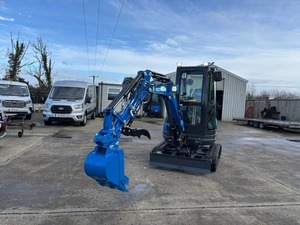 Pour excavatrice à moteur R22 PRO à couple élevé avec moteur, pompe, boîte de vitesses, PLC et roulement - Garantie de plus de 5 ans - Product Image 2