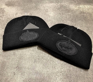 Bonnet tricoté d'hiver pour homme, chaud, côtelé, en acrylique et coton, style streetwear décontracté, doux et extensible, avec logo personnalisé, vente en gros - Product Image 2