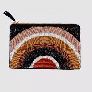 Bolso de mano con cuentas de tema de fiesta único con botella de champán - Product Image 4