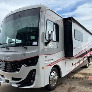 Fleetwood RV Fortis 36Y d'occasion 2026 - Product Image 1