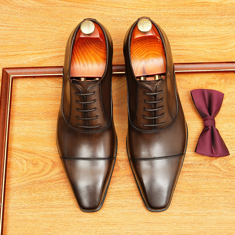 สีน้ำตาล