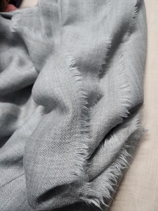 Chales y Bufandas de Cachemira Pura de Lujo, Tejidos a Mano, Abrigos de Invierno Suaves, Cálidos y Ligeros, Unisex, Calidad de Exportación, Grado Mayorista - Product Image 5