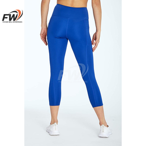 Leggings de yoga et d'entraînement tie-dye pour femme, taille haute et mi-haute, effet push-up, qualité supérieure, en promotion - Product Image 4