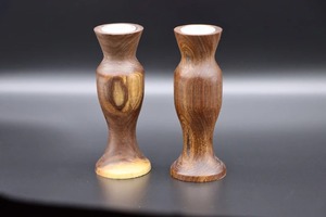 Portavelas de madera de nogal negro, Juego de 2 portavelas de torno torneado - Product Image 5