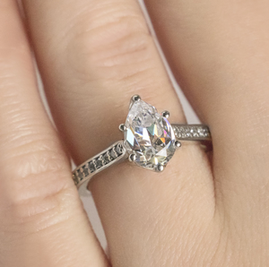 Bague de fiançailles coupe poire Moissanite artisanale pour fête de mariage ou anniversaire pavé ensemble exportation directe de l'inde - Product Image 4