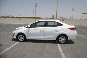 Toyota Yaris XLE GCC 2019 Usado con Control de Crucero Adaptativo, Asientos de Cuero, Tracción en las Cuatro Ruedas, Transmisión Automática, Cámara Trasera de 360° ¡Precio Económico! - Product Image 6