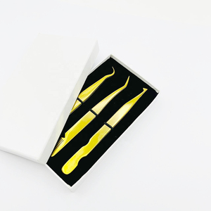 Pinzas chapadas en oro con logotipo personalizado, textura de Punta lisa con parte inferior de Peine curvo tipo gancho, acero inoxidable sostenible - Product Image 3