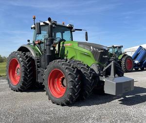 2021 Fendt 1050 Vario Tractor - 517 HP Tractor MFWD de alta potencia con motor diésel MAN, transmisión continua Vario - Product Image 1