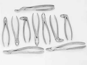 Medicab Juego de 10 piezas de alta calidad de fórceps de extracción dental manuales reutilizables Material de acero inoxidable Certificado CE Clase I - Product Image 5
