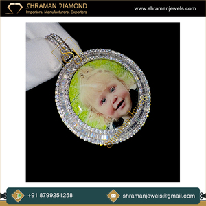 สร้อยคอเงินหรูหราตามสั่งสีเงินฮิปฮอปทรงรูปภาพน้ำแข็งจี้ภาพเครื่องประดับที่ได้รับความนิยมสร้อยคอบาแกตต์โมอิสสำหรับทุกเพศ - Product Image 2