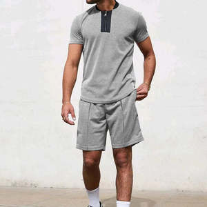 Vêtements de sport de gymnastique respirants en coton personnalisables pour hommes T-shirt zippé et short ensemble deux pièces vêtements d'été confortables Style décontracté - Product Image 5