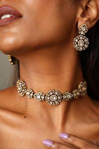 Collier Polki Kundan plaqué or antique avec boucles d'oreilles assorties - Product Image 3