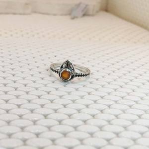 Bague de mode pour femmes en argent sterling 925 de haute qualité avec diamant coupé en cornaline orange comme pierre principale pour les fêtes de mariage - Product Image 4