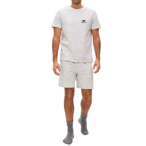 Ensemble t-shirt et short de course respirant d'été pour hommes personnalisés avec couleurs contrastées - Product Image 6