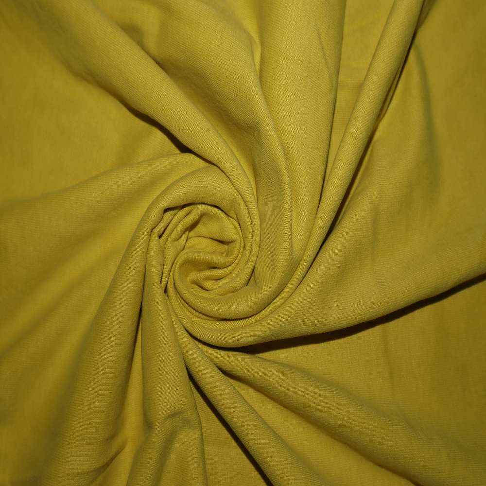 Amarillo claro