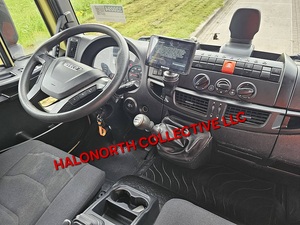 Camion benne Iveco EuroCargo 80E22 d'occasion 2019, 4x2, Euro 6 Diesel, pour l'exploitation minière, capacité 25-35T, conduite à gauche - Product Image 5