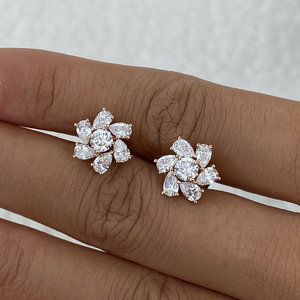 Pendientes de Oro de 10k, 14k y 18k con Diamantes Creados en Laboratorio, Certificados por IGI, Selección de Joyería Fina Sostenible, Estilos en Oro Amarillo, Rosa y Blanco - Product Image 5