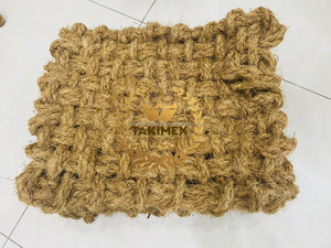 Alfombrilla de Coco para mascotas hecha a mano Natural 100%, tamaño OEM de alta calidad y embalaje listo para exportar, estilo de dibujos animados hecho en Vietnam - Product Image 3