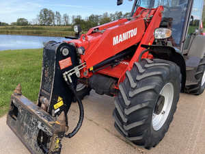 รถตักล้อยาง Manitou MLA 630-125 PS แบบยืดหดได้ 126 แรงม้า เครื่องยนต์ดีเซล สำหรับงานเกษตร ขาย - Product Image 3