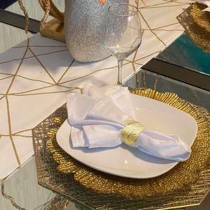 Anneaux de serviette en métal plaqué or de qualité supérieure, faits à la main, très vendus, pour la vaisselle - Product Image 2