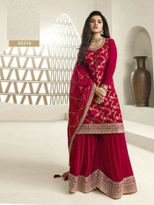 Nueva llegada llamativa belleza interior trabajo J-Card seda Hit diseño moda Plazo traje con encaje y Latkan trabajo Dupatta conjunto - Product Image 4