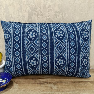 100% Coton Voile Indigo Rectangulaire Oreiller Housse de Coussin Main Bloc Imprimé sur le Devant Dos Anti-Bactéries 35x55cm pour Usage Domestique - Product Image 1