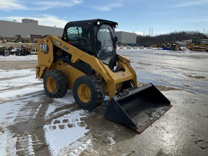 รถตักล้อยาง CAT 246D3 มือสอง ปี 2021 เครื่องยนต์ดีเซล รถตักขนาดเล็กสำหรับงานก่อสร้าง ฟาร์ม และขนย้ายวัสดุ รถตักแคตเตอร์พิลลาร์ 246D มือสอง - Product Image 4