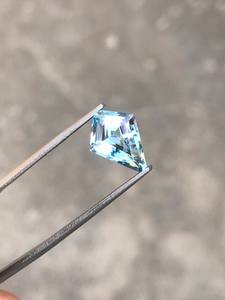 100% Topaze bleu ciel naturel Topaze bleu ciel 12 MM forme de cerf-volant pierre précieuse topaze bleu ciel pour bijoux 3.10 carats pierre de naissance décembre. - Product Image 4