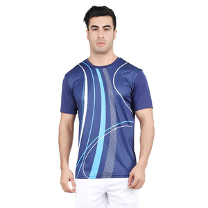 T-shirts de sublimation légers avec conception personnalisée dynamique en polyester à séchage rapide OEM Logo personnalisé pour les marques de vêtements de sport - Product Image 3
