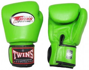 Gants de boxe pour hommes en matériaux solides avec logo personnalisé Gants de boxe légers pour hommes avec service OEM - Product Image 1