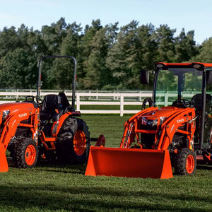 Kubota Le modèle LX2610 est doté d'un moteur diesel Kubota 3 cylindres réputé et éprouvé Le modèle LX3310 présente - Product Image 4