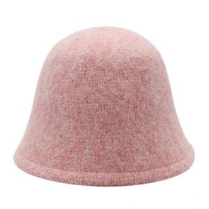 Chapeaux Bob en Laine Personnalisés pour Femmes – Modèles Peintre Tendance et Colorés - Product Image 1