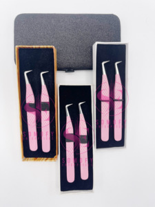 Juego de pinzas de pestañas de volumen de punta de agarre de fibra de 90 grados profesionales personalizadas, ceja de pestañas de acero inoxidable de alta calidad duradera - Product Image 5