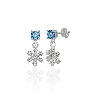 Pendientes de plata de ley 926 con circonita color aguamarina de 4 mm en forma de copo de nieve, recién llegados de Turquía. - Product Image 2