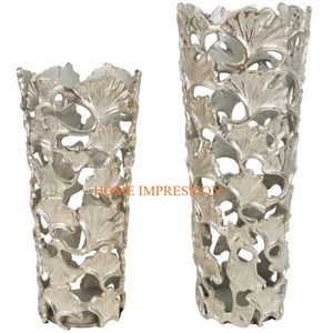 Ensemble de 2 Vases et pots à fleurs en aluminium argenté de qualité supérieure en métal fait à la main Vases à fleurs fantaisie pour l'intérieur - Product Image 1