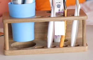 Brosse à dents en bois d'excellente qualité 100% taille personnalisée et porte-pâte mural décoration de la maison à bas prix - Product Image 2