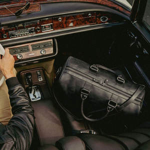 Vente en gros de sacs polochons de voyage en cuir de qualité supérieure pour hommes, multifonctions de luxe, style sport pour les voyages - Product Image 2