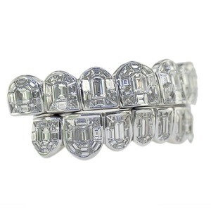 Personnalisé 925 Argent Plaqué Or Dents Grillz Glacé Moissanite Taille Émeraude Diamant Bijoux pour Hommes Style Hip Hop - Product Image 6