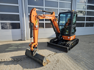 รถขุดขนาดเล็ก Hitachi ZX26U-6 เครื่องยนต์ Yanmar 20.9 แรงม้า น้ำหนัก 2.7 ตัน 3 ตัน 1.8 ตัน แบบสวิงหางสั้น - Product Image 5