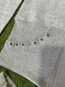 เสื้อสเวตเชิ้ตแบบซิปครึ่งตัว ชุดเข้าเซ็ตสำหรับผู้หญิง กระโปรงสั้นจีบ ชุดเดรส ปักลายตามสั่ง เสื้อและกระโปรงผ้าฝ้ายสำหรับผู้หญิง - Product Image 5