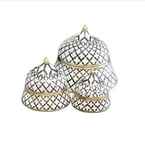 Casserole luxueuse en métal incrusté d'os 3 pièces fabriquée pour le service de fête et le réchauffement des aliments lors des mariages, des hôtels et des événements exclusifs - Product Image 1