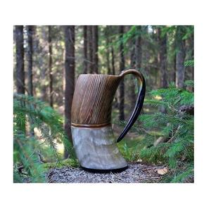 Corne à boire Viking Cup 2025, artisanat naturel fait main, gravures personnalisées, finition polie, toucher réel, style animal - Product Image 3