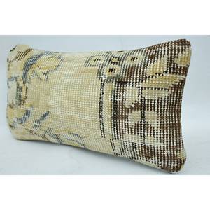 Beige 8x16 pouces luxe laine Kantha Patchwork oreiller tissé Design brodé Vintage impression carré tufté oreiller canapé noël - Product Image 3