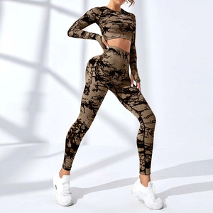 Wholesale Women <b>Tie</b> <b>Dye</b> Yoga <b>Set</b> Summer Lightweight Activewear <b>Set</b> Fashionable Gym Workout Outfit Sports Bra Leggings <b>Set</b> Ladies - Product Image 4
