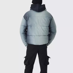 Veste matelassée en toile d'hiver pour hommes en gros avec logo personnalisé sur le devant, bloc de couleur, col à capuche, vêtement de rue décontracté écologique - Product Image 3
