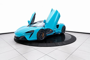 2025 Mc-Laren Artura Spider 8 velocidades transmisión automática limpia - Product Image 2